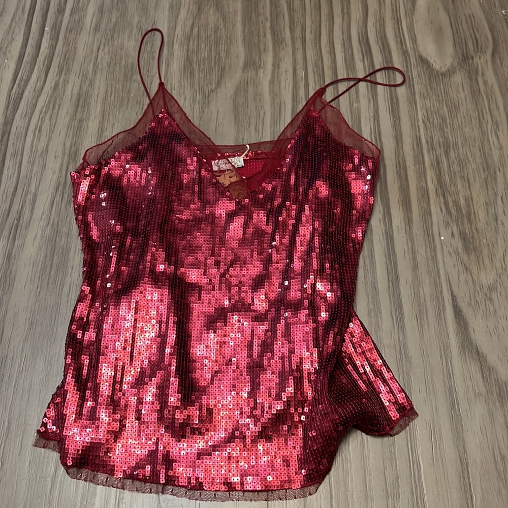 FREE PEOPLE RED SPARKLY TANK SIZE SMALL